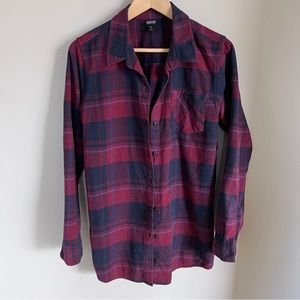 Patagonia plaid button up top